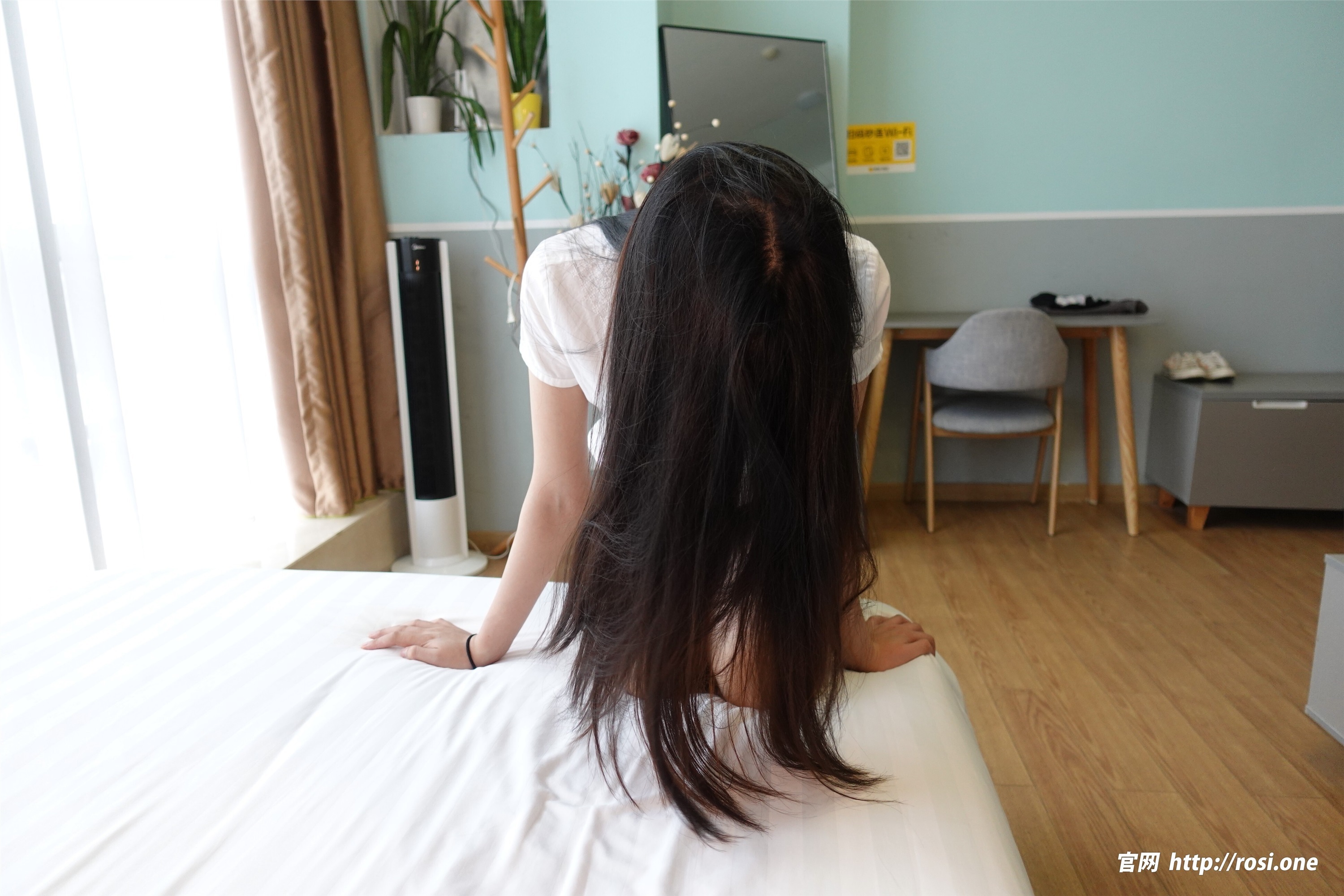 ROSI写真 2022.12.03 NO.4016